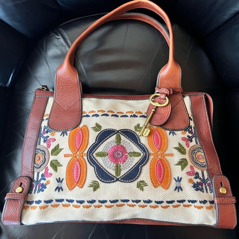 Fossil VRI Embroidered Satchel